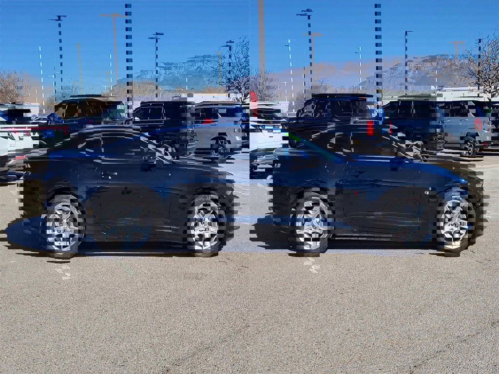 Certified 2022 Chevrolet Camaro LT image 2