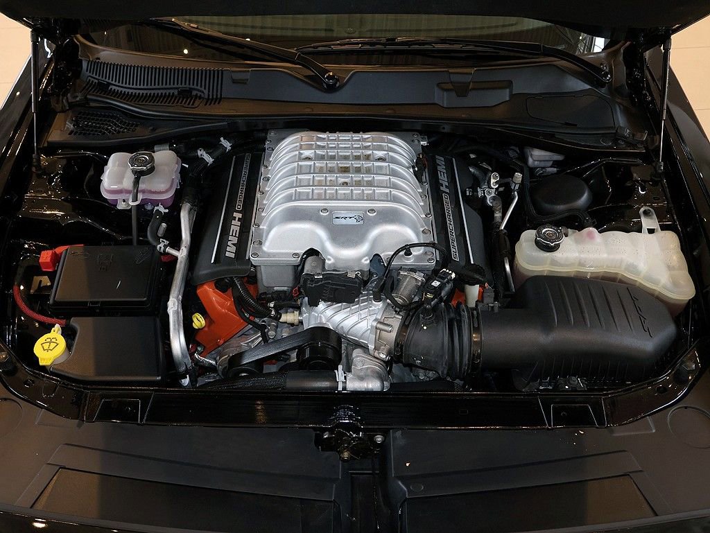 Used 2015 Dodge Challenger SRT Hellcat image 69