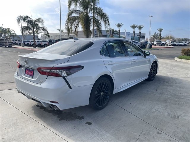 Used 2022 Toyota Camry XSE image 8