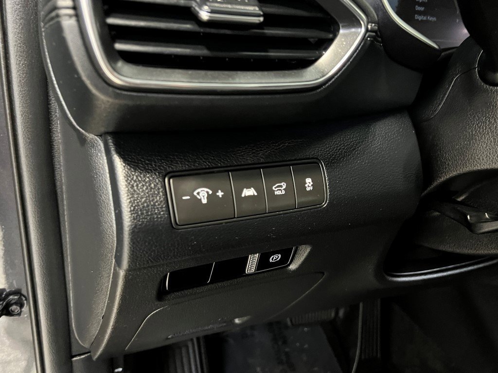 Used 2022 Hyundai Santa Fe XRT image 32