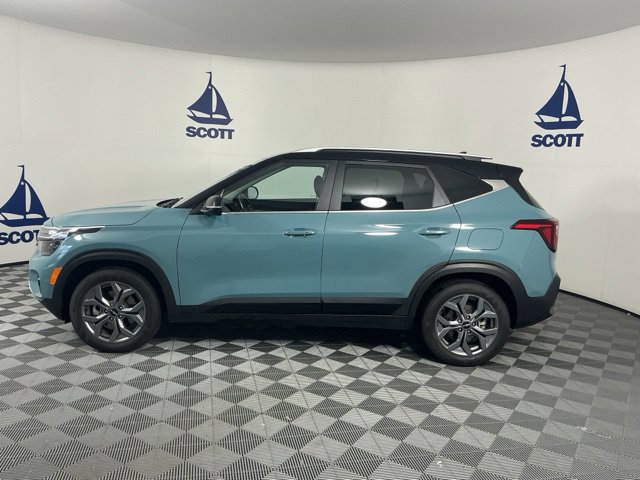Used 2024 Kia Seltos S AWD/4WD image 4