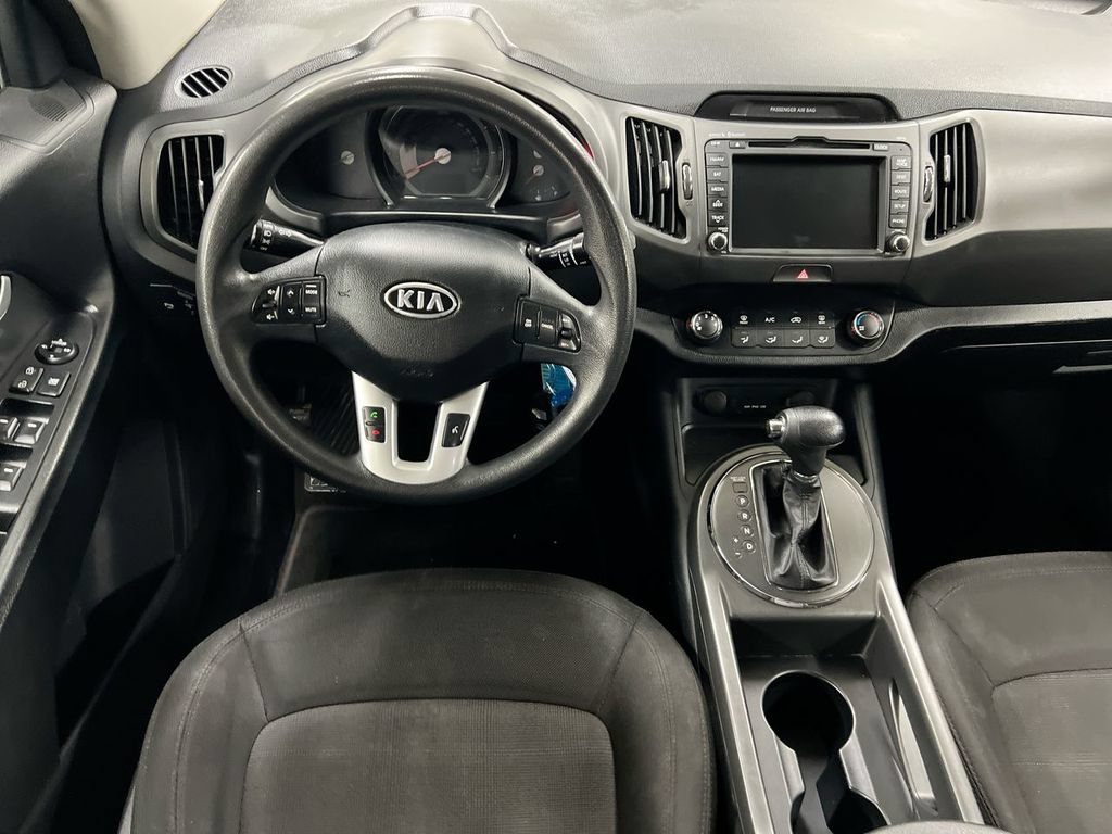 Used 2012 Kia Sportage LX w/ Navigation Pkg FWD image 11