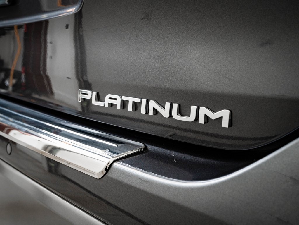 Used 2023 Toyota Highlander Platinum image 20