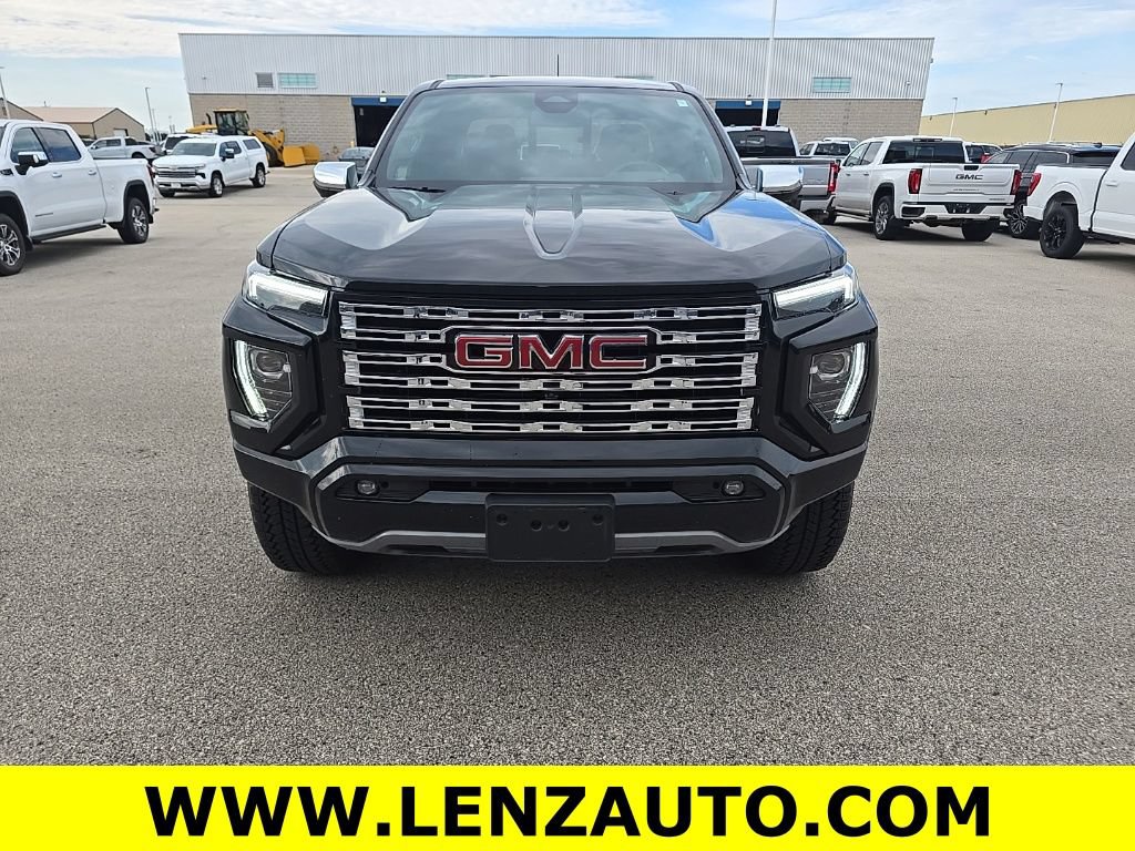 Used 2023 GMC Canyon Denali AWD/4WD image 2