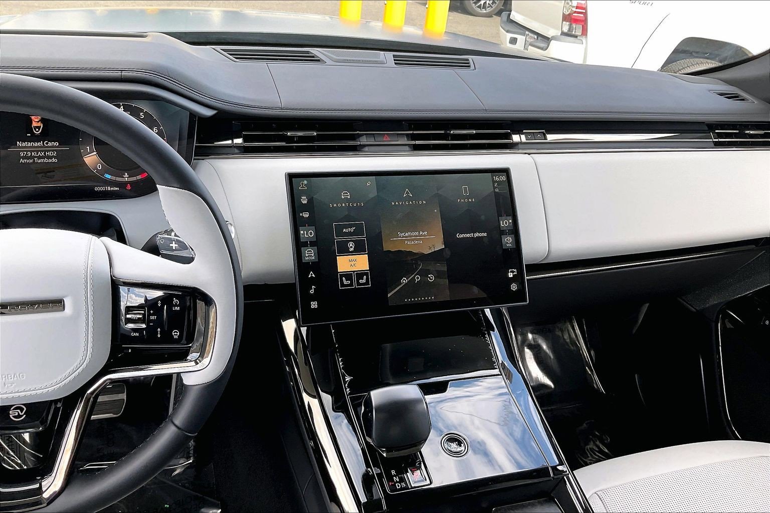 New 2026 Land Rover Range Rover Sport SV AWD/4WD image 9