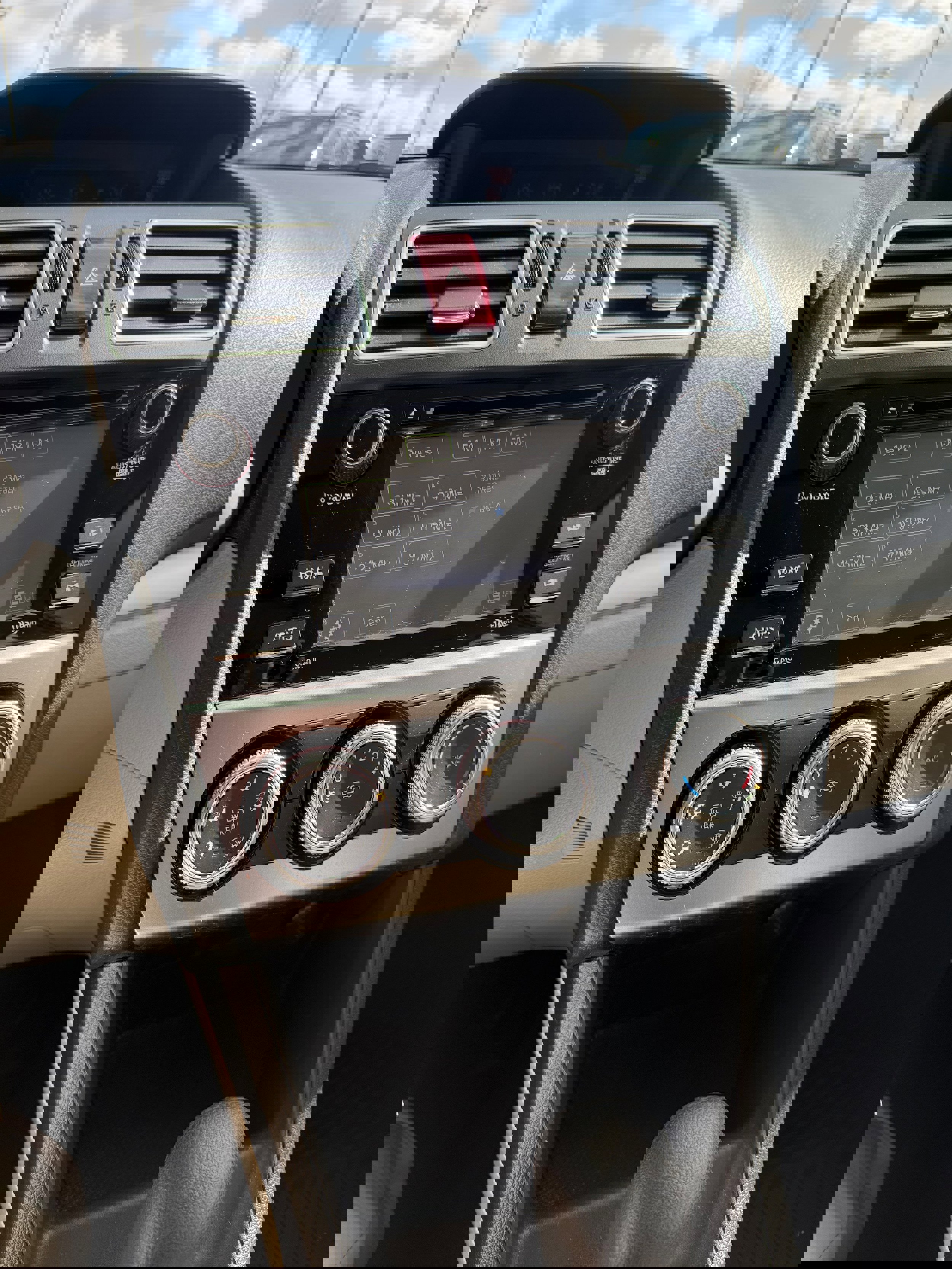 Used 2016 Subaru Impreza 2.0i Premium w/ Popular Package #2 image 11