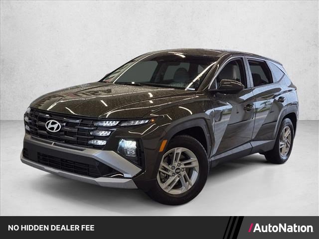 Used 2025 Hyundai Tucson SE