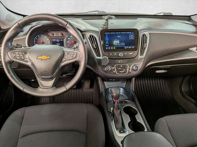 Used 2024 Chevrolet Malibu RS FWD image 23