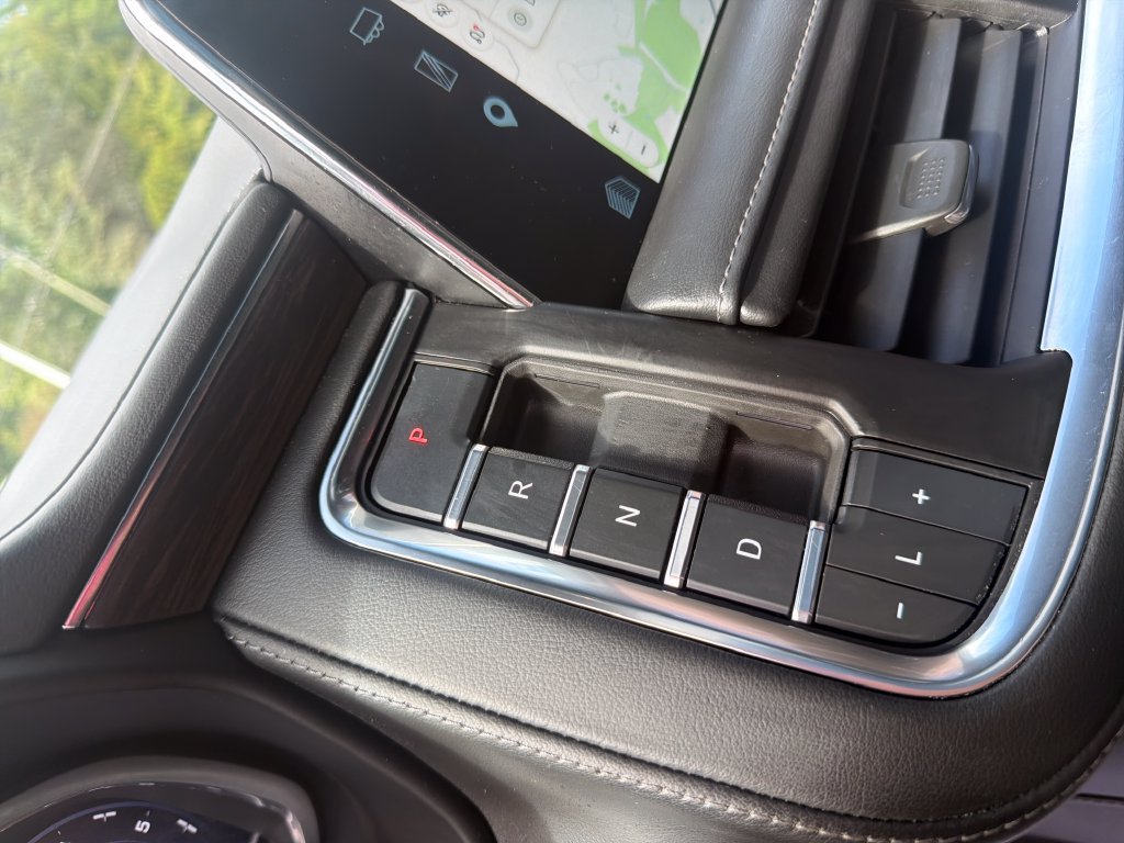 Used 2022 Chevrolet Tahoe Z71 AWD/4WD image 24