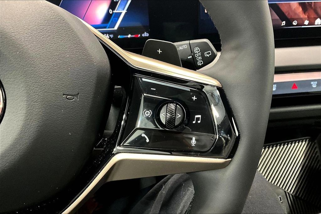 Used 2025 BMW X3 xDrive30i w/ Premium Package image 25