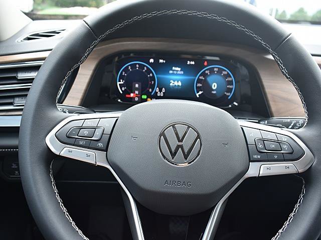 New 2026 Volkswagen Atlas SE image 11