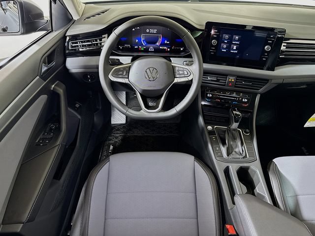 New 2026 Volkswagen Jetta SE FWD image 13