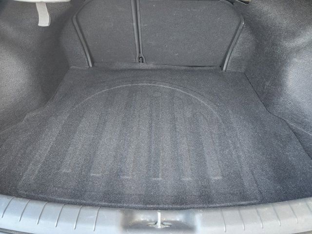 Used 2020 Hyundai Elantra SE w/ Cargo Package (C1) image 32