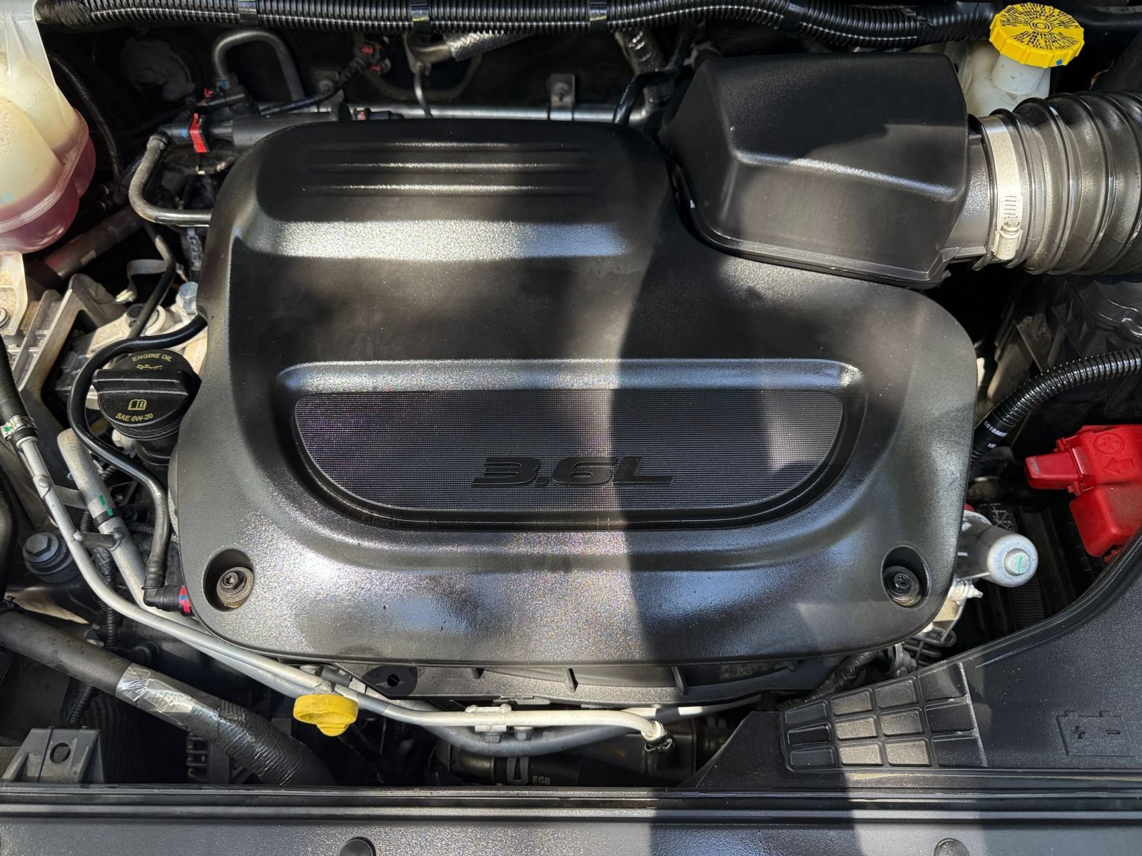 Used 2024 Chrysler Voyager LX FWD image 31