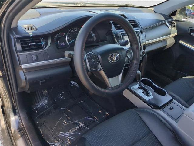 Used 2012 Toyota Camry SE FWD image 10