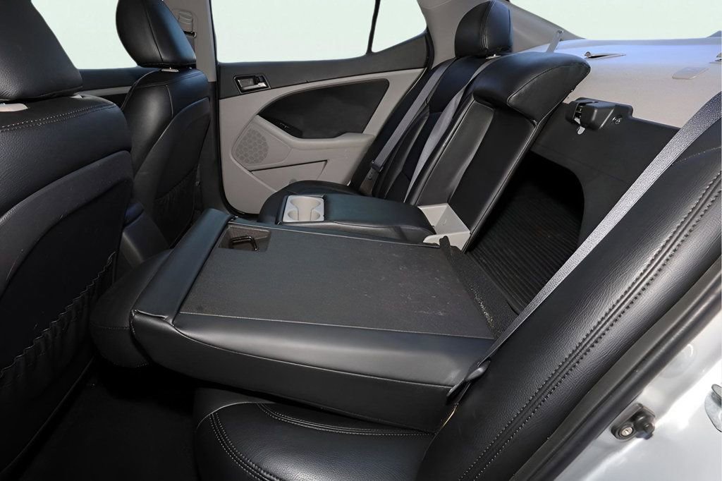 Used 2012 Kia Optima LX w/ Convenience Pkg image 15