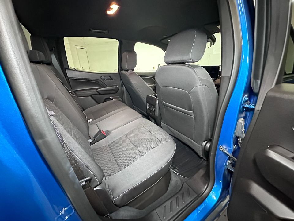 Used 2023 Chevrolet Colorado LT image 29