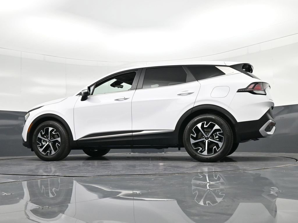 Used 2025 Kia Sportage EX FWD image 37