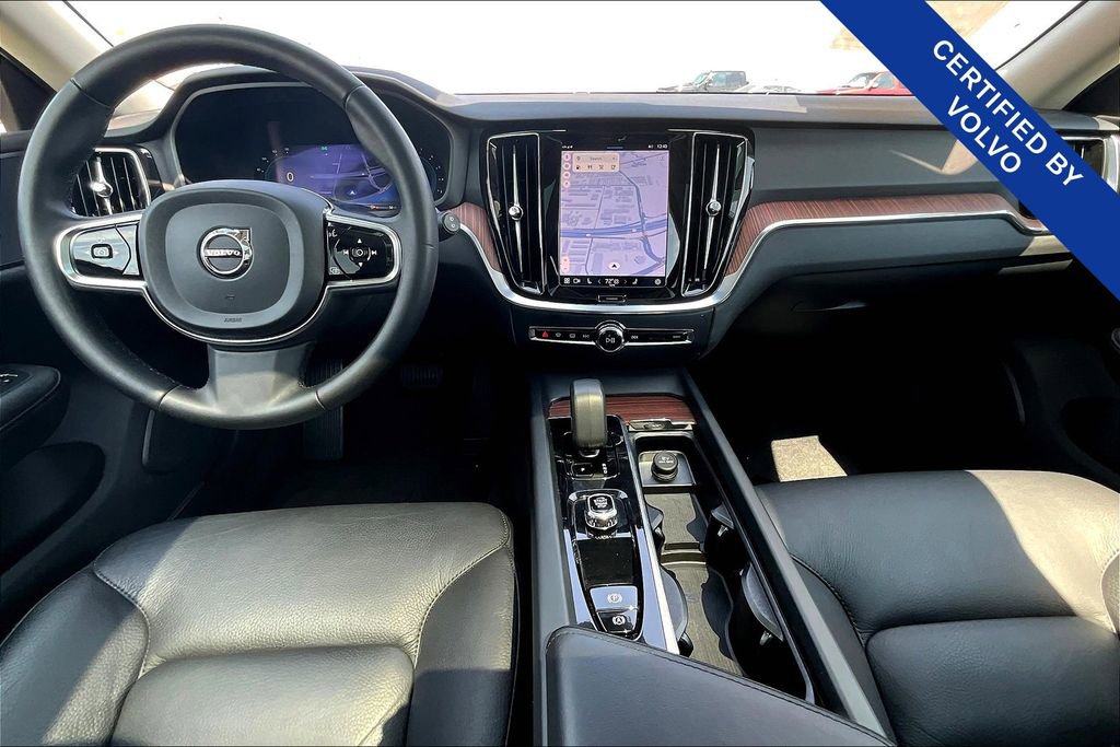 Certified 2024 Volvo V60 B5 Cross Country Plus image 20