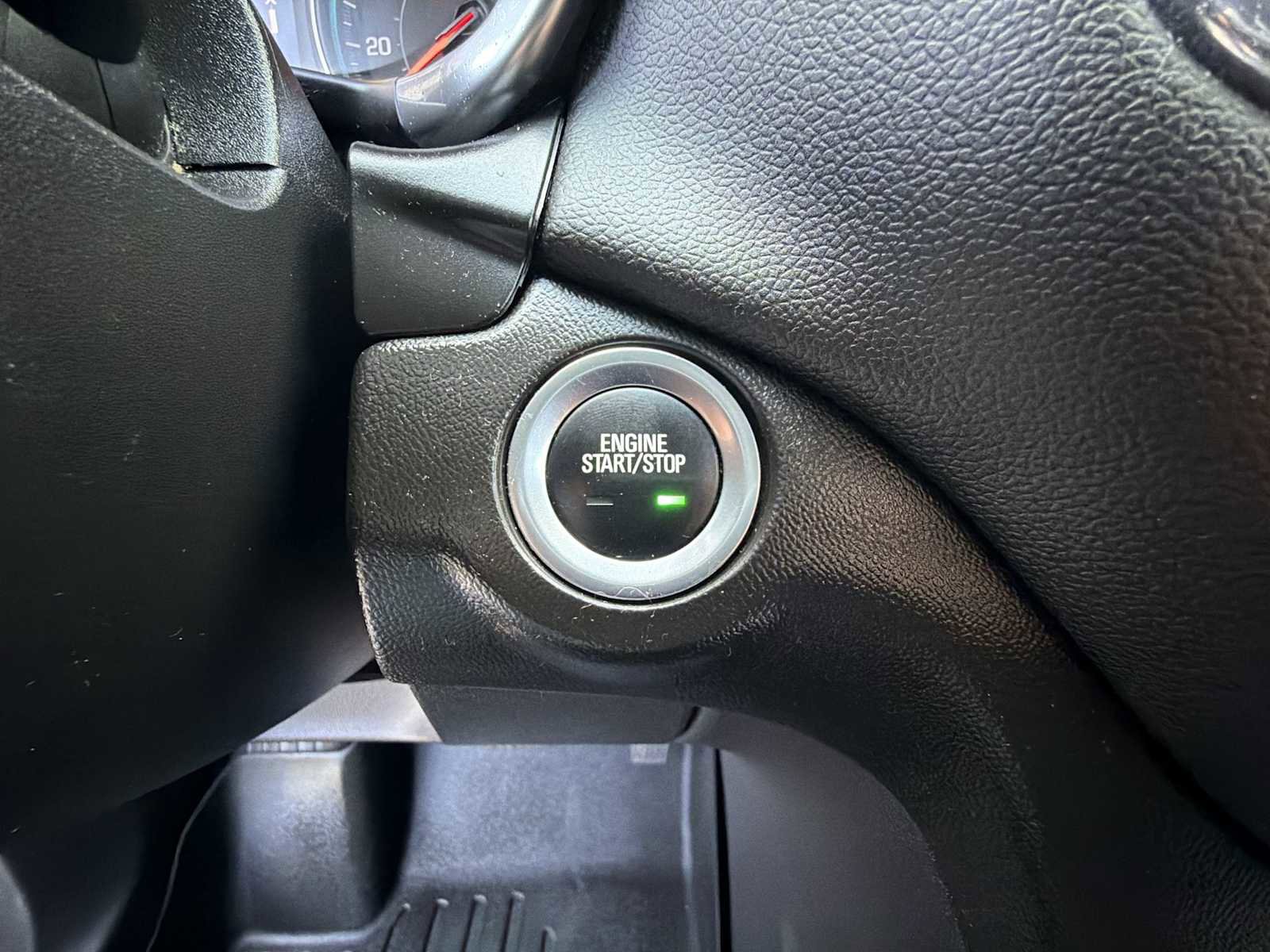 Certified 2023 Chevrolet Equinox LT AWD/4WD image 16