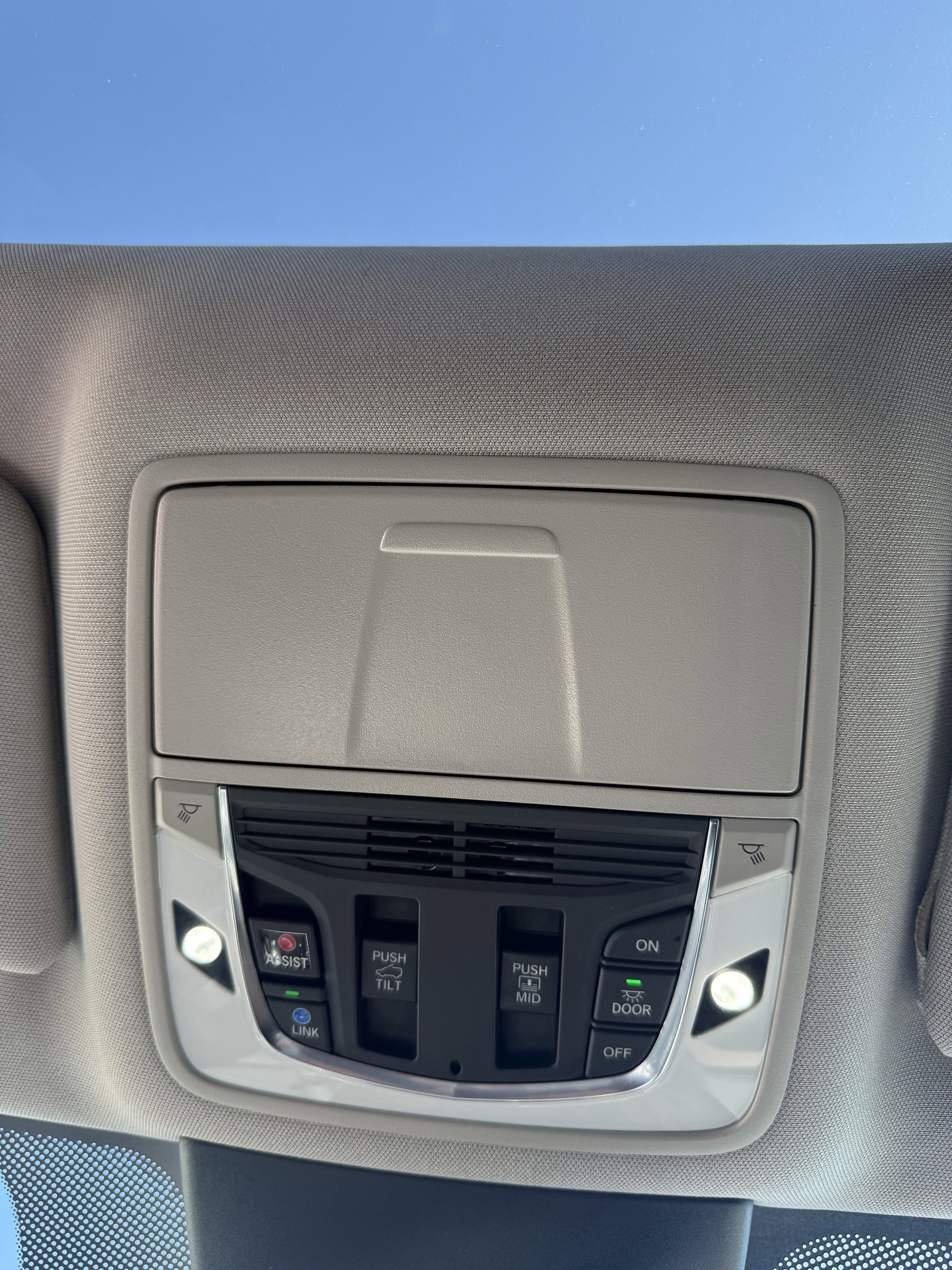 Used 2022 Acura MDX SH-AWD w/ Technology Package image 33