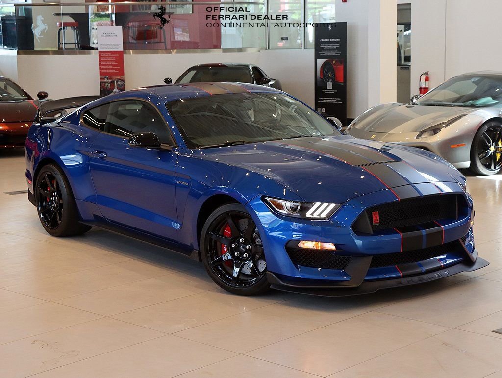 Used 2017 Ford Mustang Shelby GT350R w/ GT350R Equipment Group 920A image 7