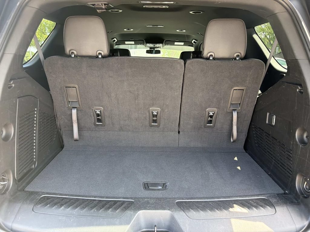 Used 2023 Chevrolet Tahoe LT AWD/4WD image 13