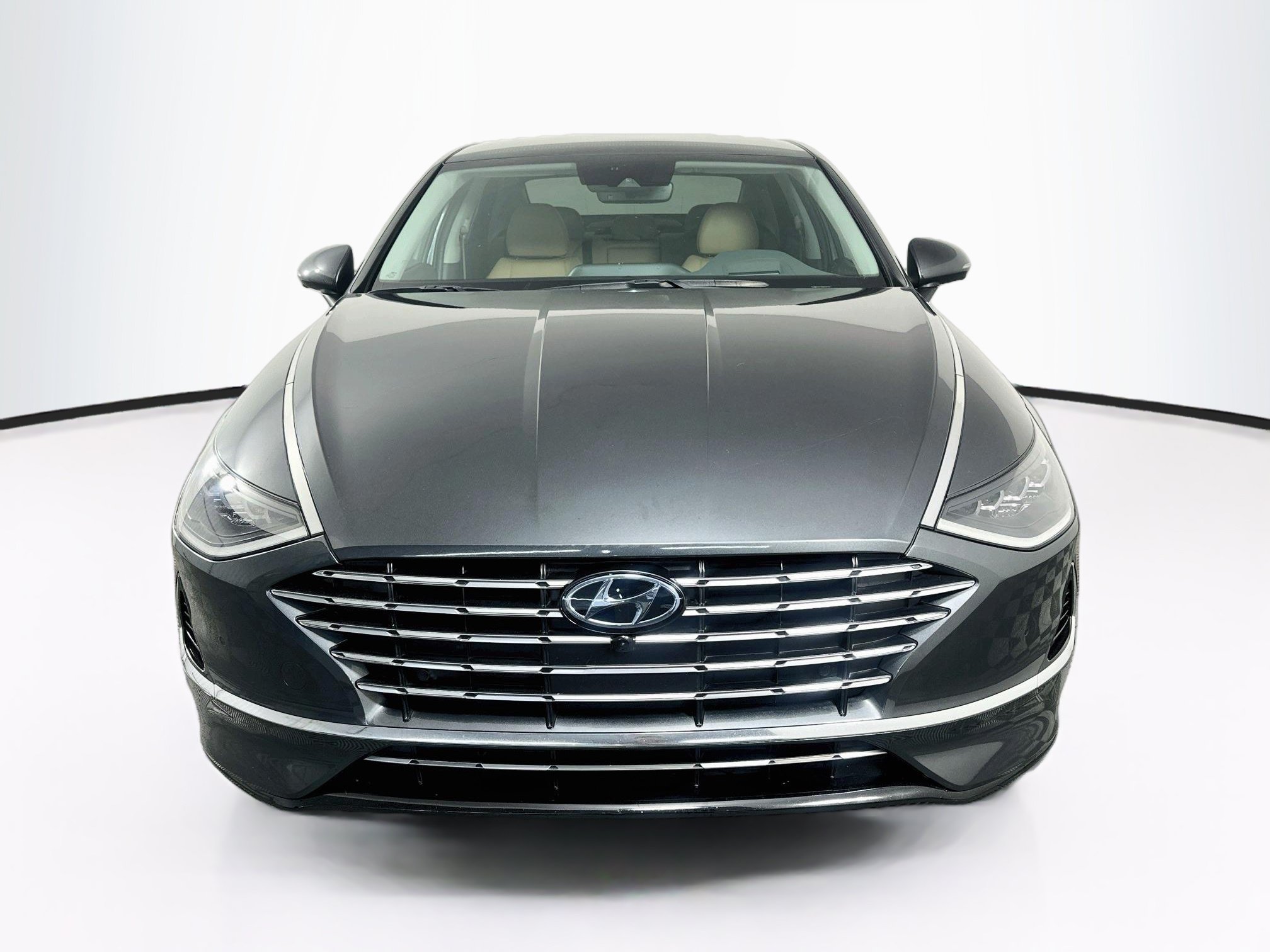 Used 2022 Hyundai Sonata Limited FWD image 2