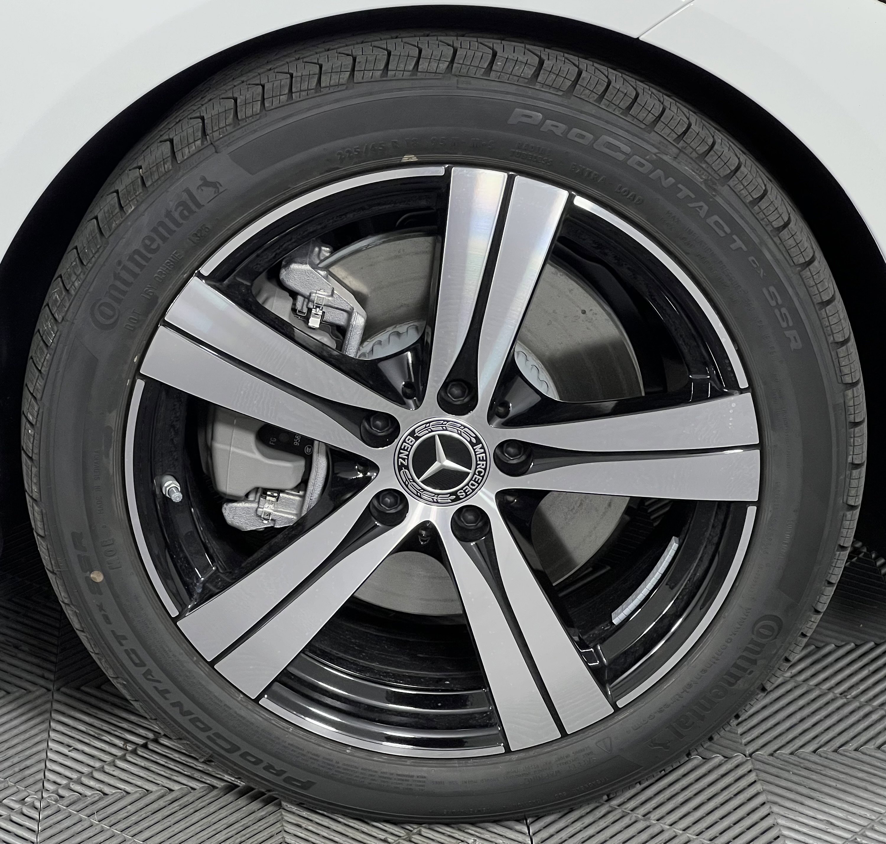 New 2026 Mercedes-Benz C 300 4MATIC Sedan image 15