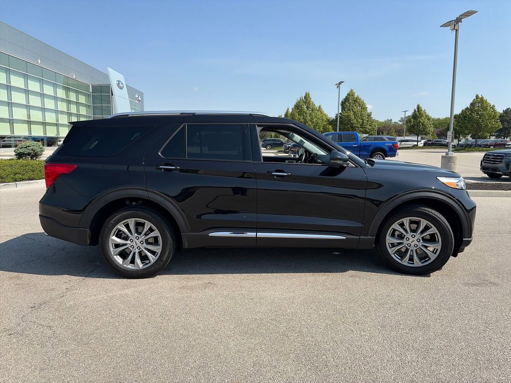 Used 2023 Ford Explorer Limited w/ Limited Technology Package AWD/4WD image 8