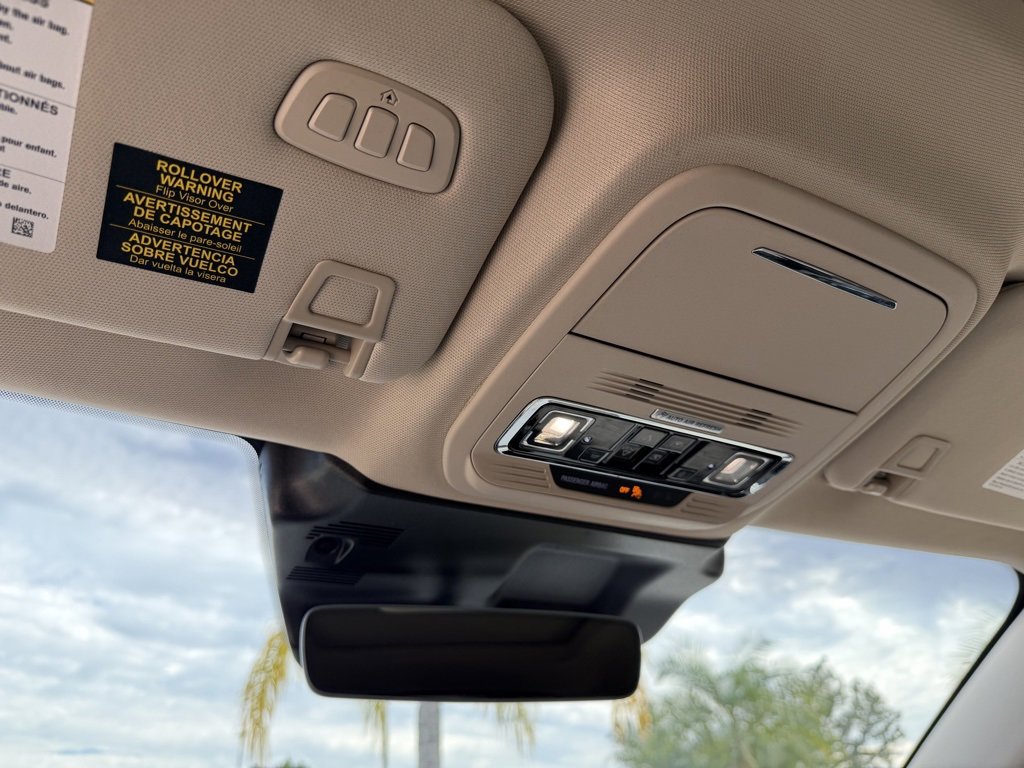 Used 2024 Lincoln Corsair FWD w/ Equipment Group 102A image 17