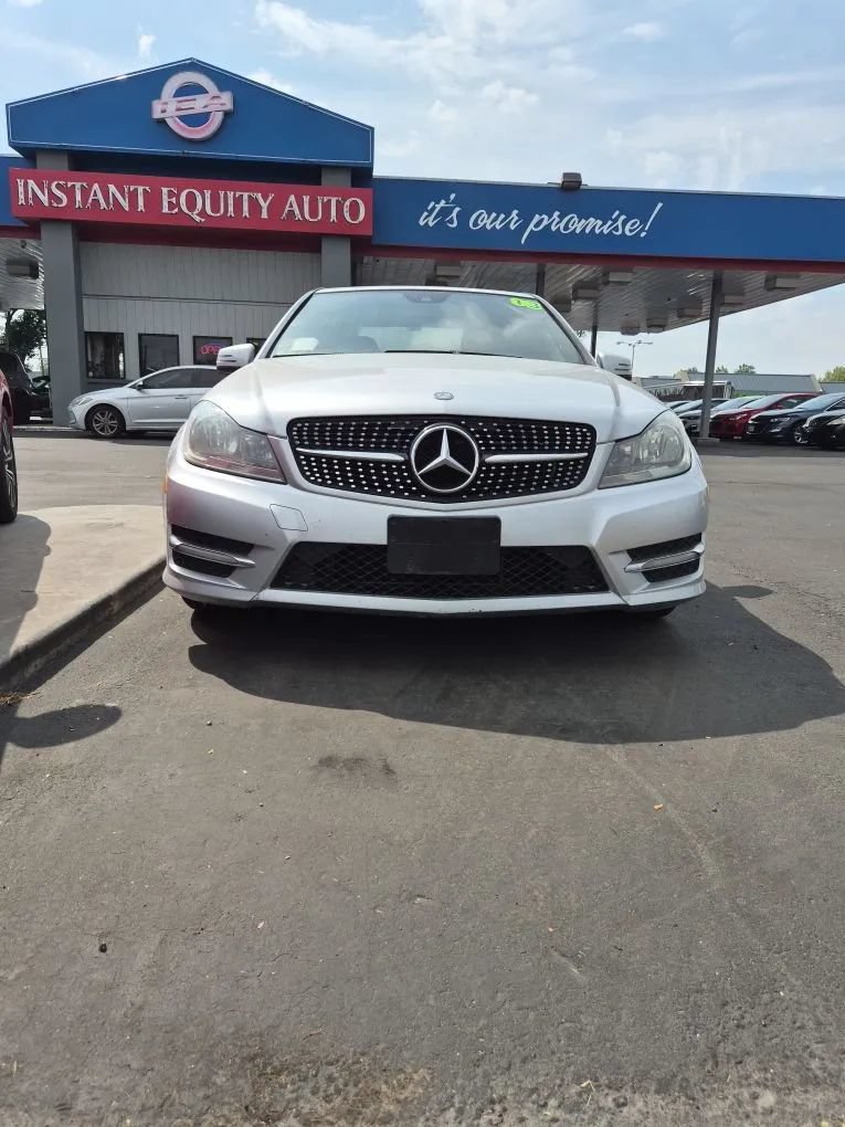 Used 2013 Mercedes-Benz C 350 Sport image 5