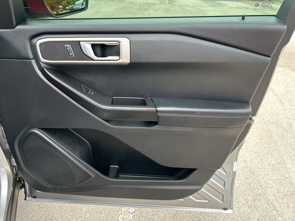 Used 2020 Ford Explorer 2WD w/ Class III Trailer Tow Package image 36