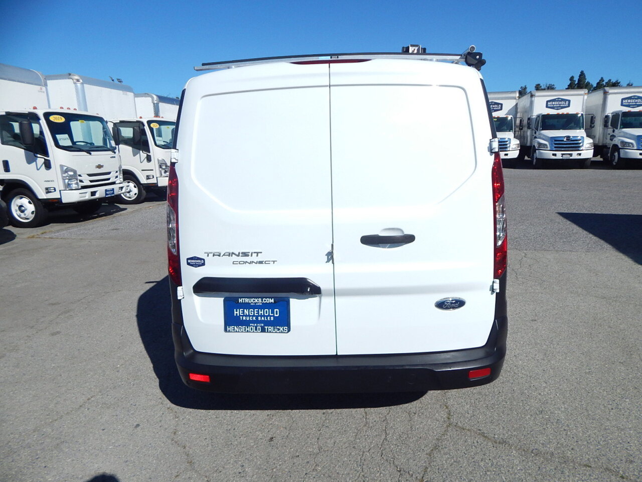 Used 2020 Ford Transit Connect XL image 7