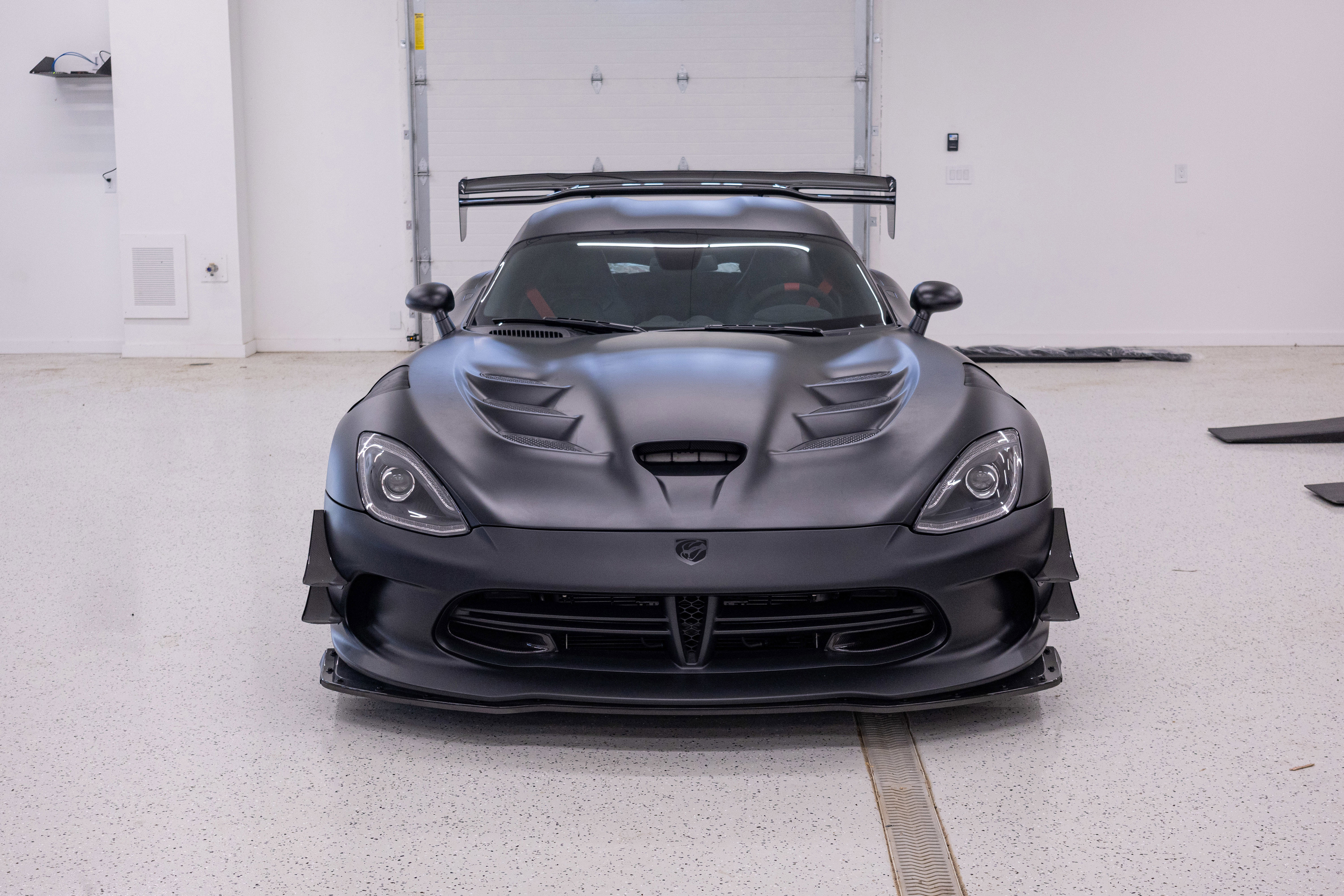 Used 2017 Dodge Viper GTC w/ ACR Package RWD image 3