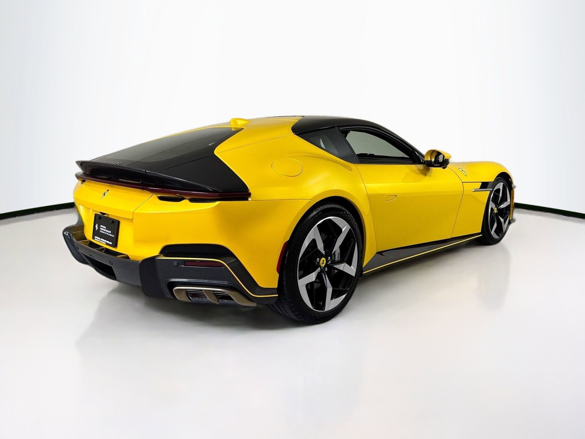 Certified 2025 Ferrari 12Cilindri image 7