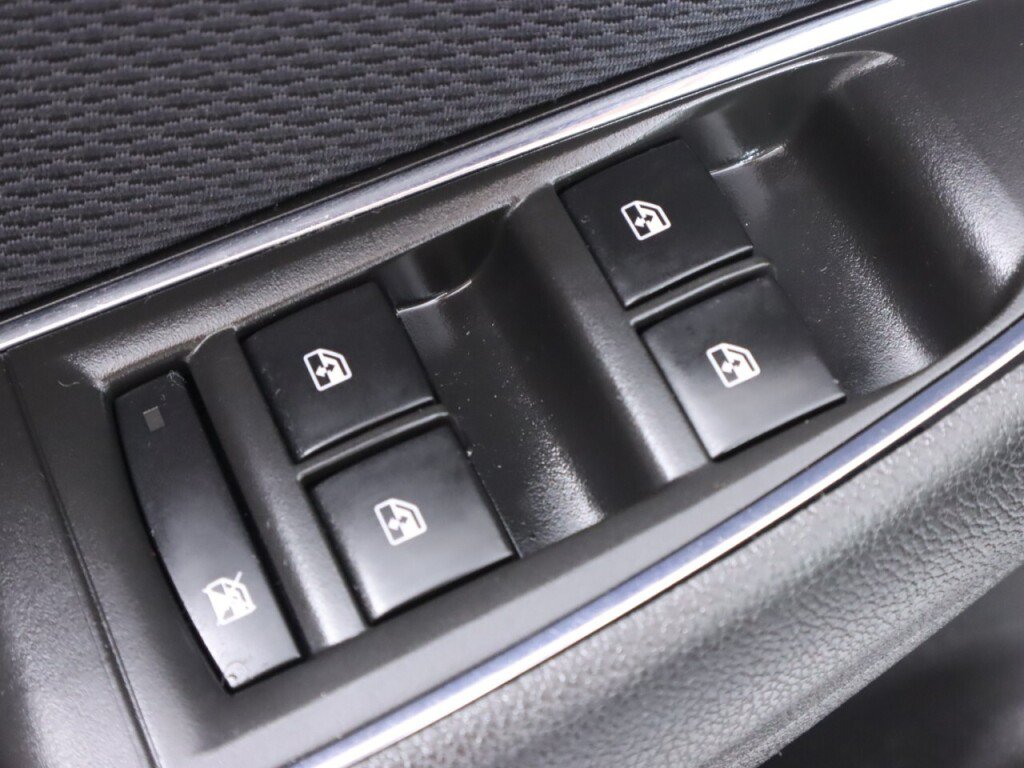 Used 2018 Chevrolet Cruze LT w/ LT Fleet Convenience Package FWD image 26