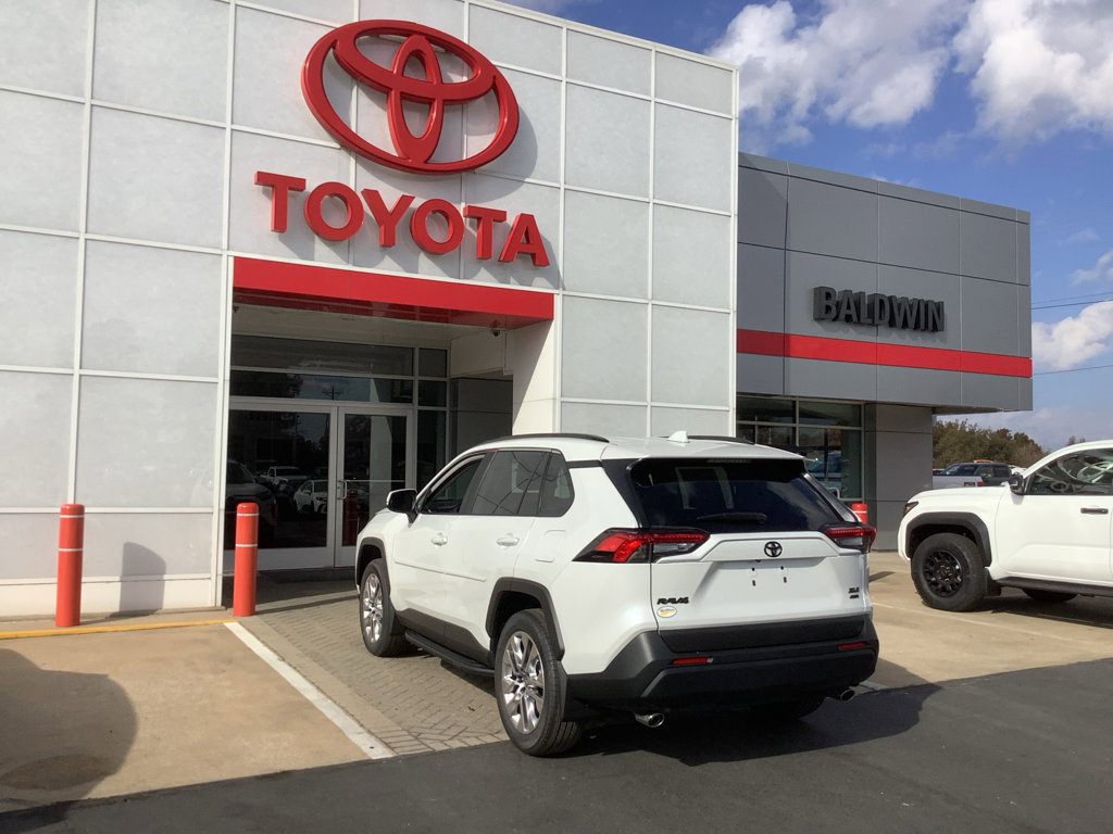 New 2025 Toyota RAV4 XLE Premium w/ Weather Package image 5