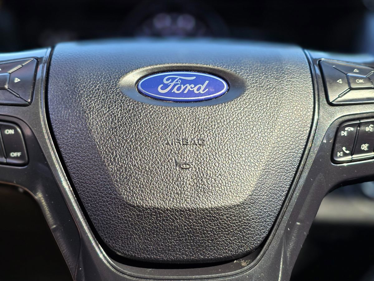Used 2018 Ford Explorer XLT w/ Equipment Group 201A image 38