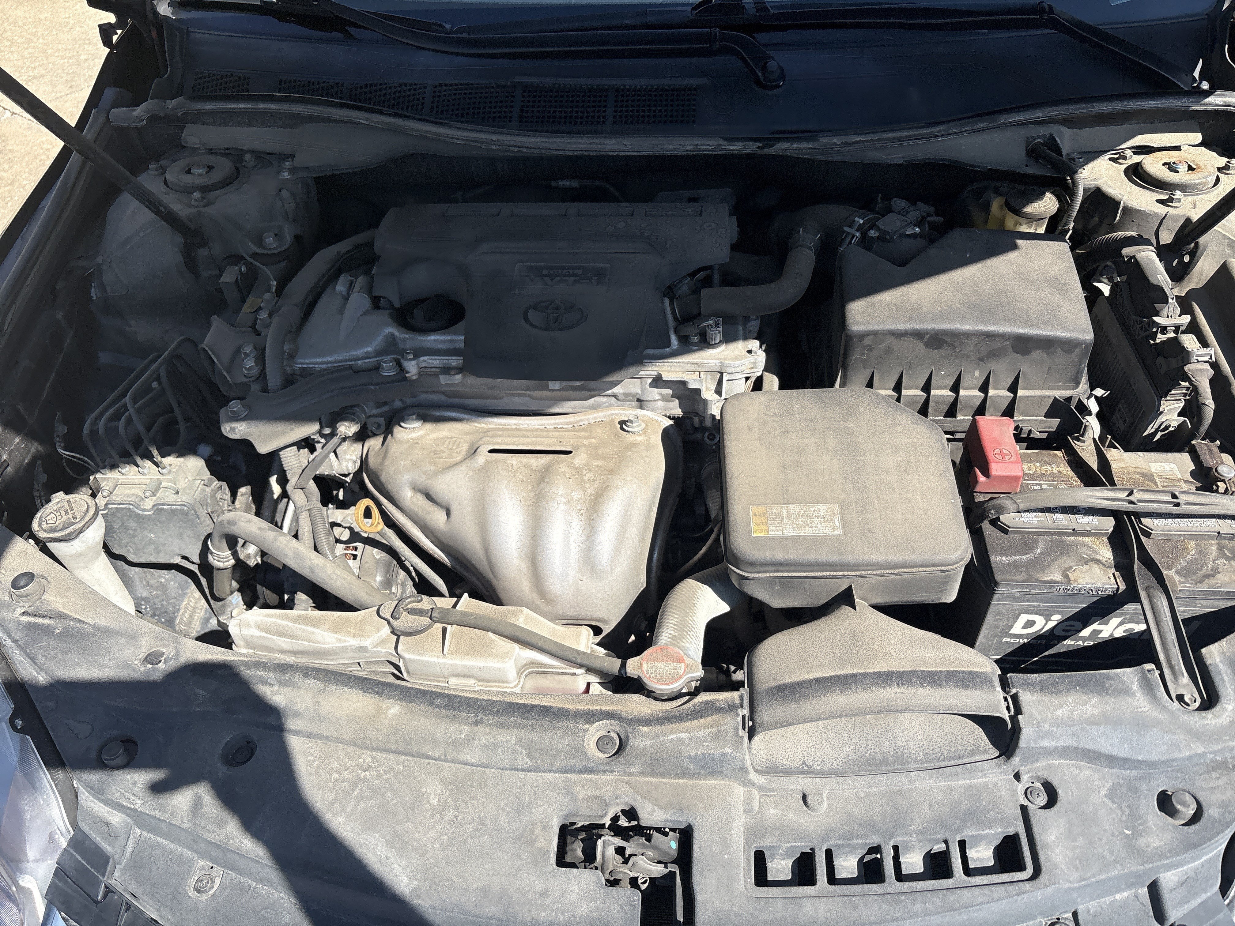 Used 2016 Toyota Camry SE FWD image 33
