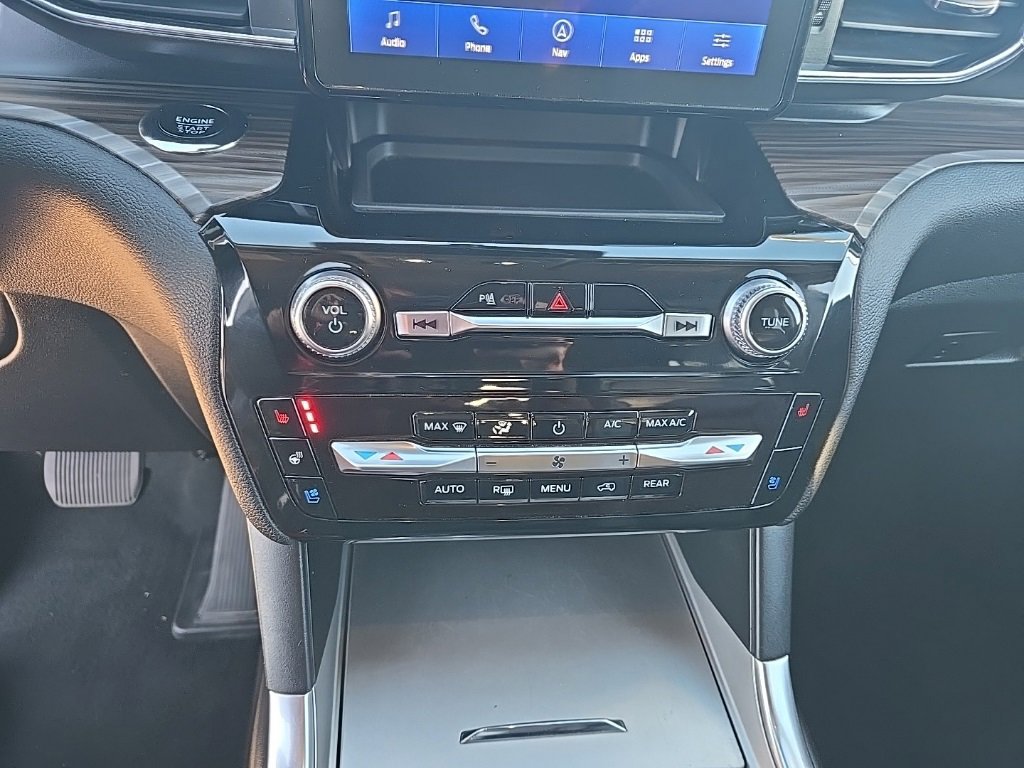 Used 2024 Ford Explorer Limited image 29