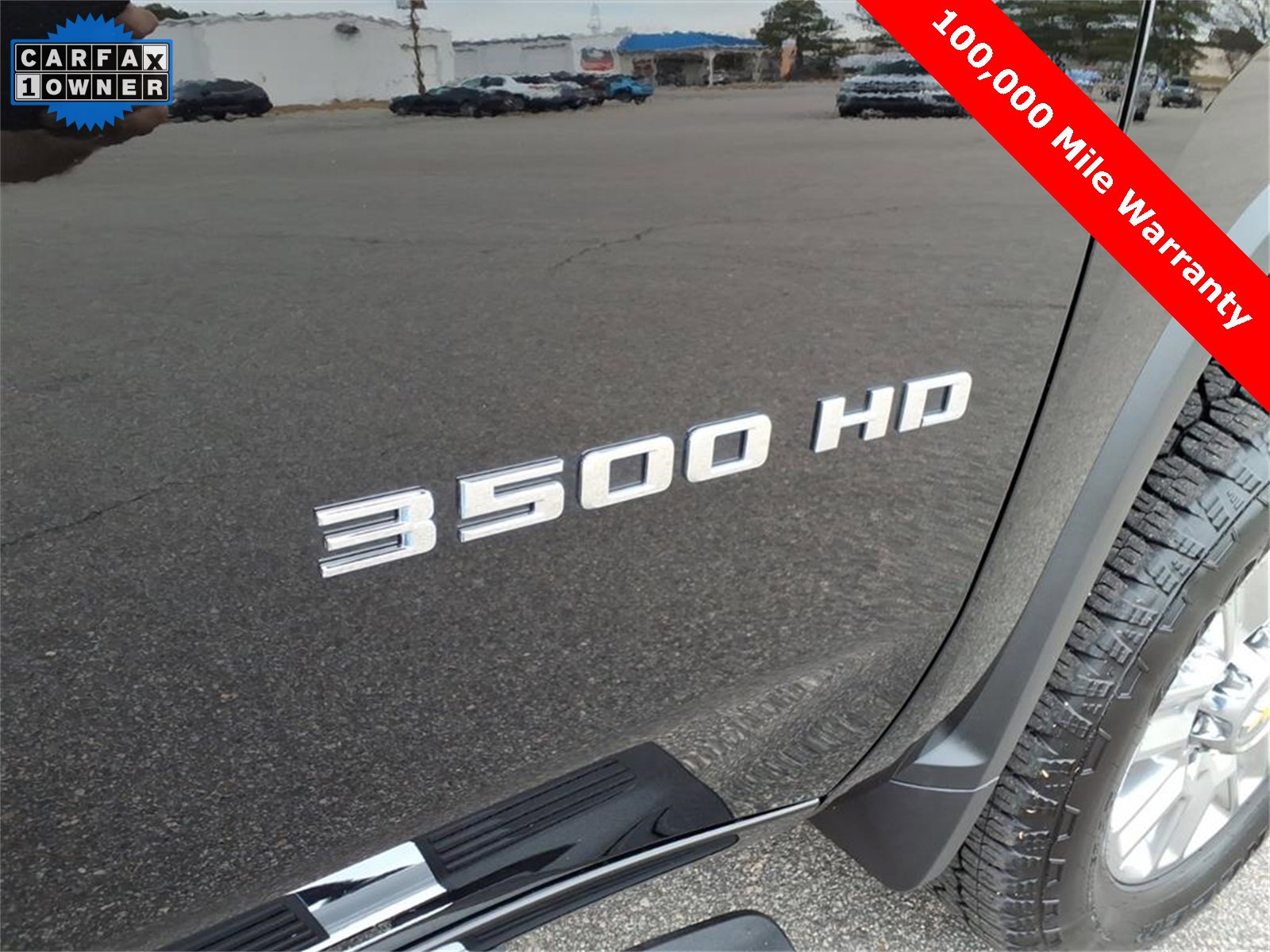 Used 2025 Chevrolet Silverado 3500 LTZ w/ LTZ Convenience Package image 9