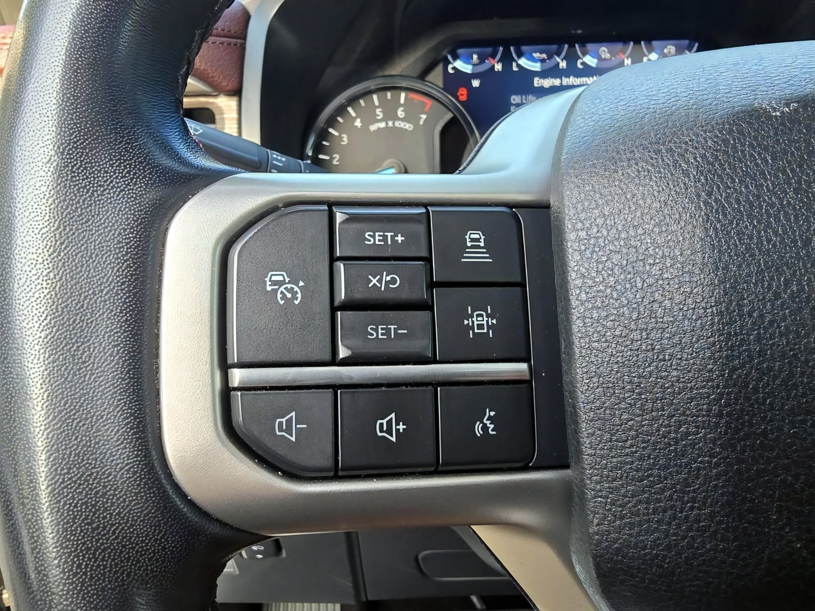 Used 2023 Ford Expedition Limited RWD image 37