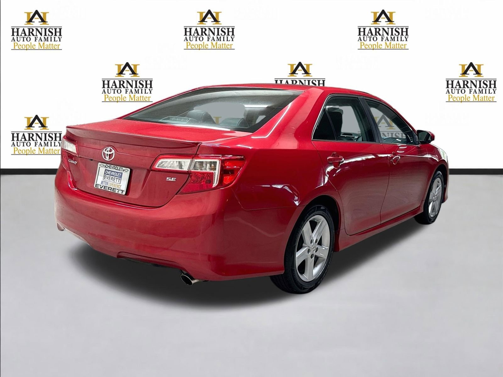 Used 2014 Toyota Camry SE FWD image 5