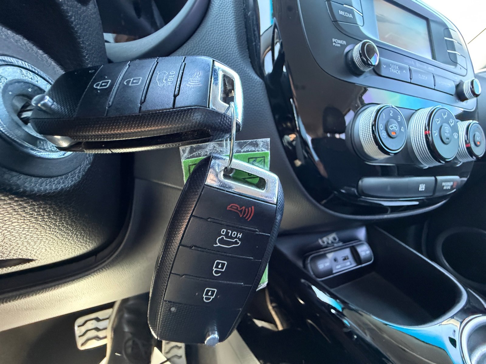 Used 2015 Kia Soul ! image 30