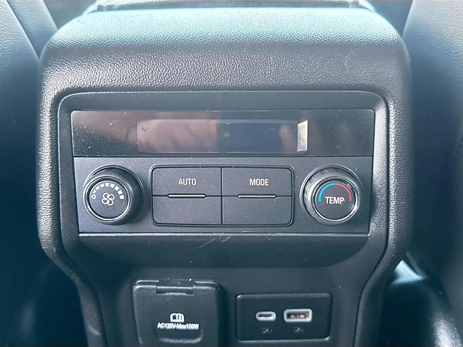 Used 2023 GMC Acadia SLT image 26