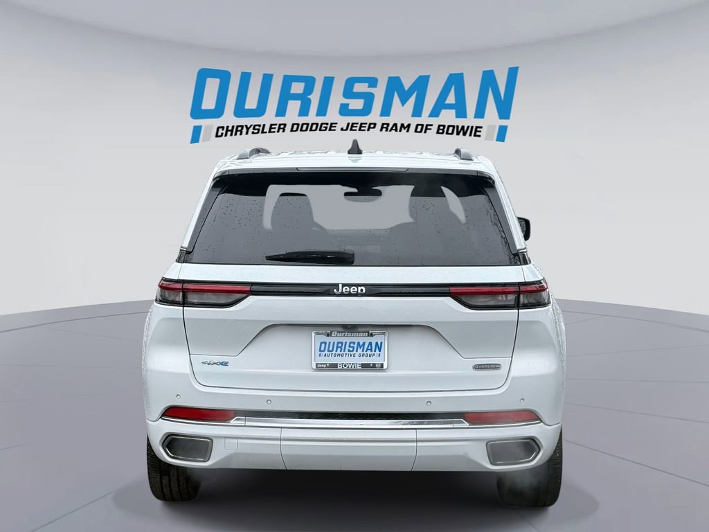 Used 2023 Jeep Grand Cherokee Overland image 3