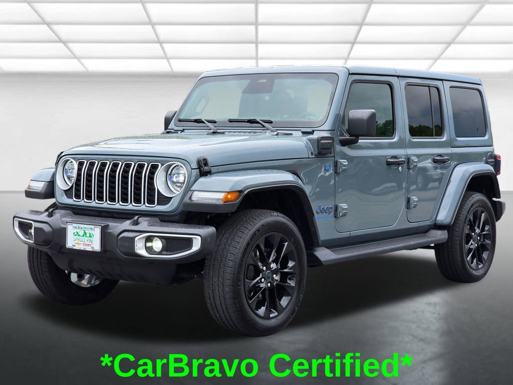 Used 2025 Jeep Wrangler Unlimited Sahara AWD/4WD image 2