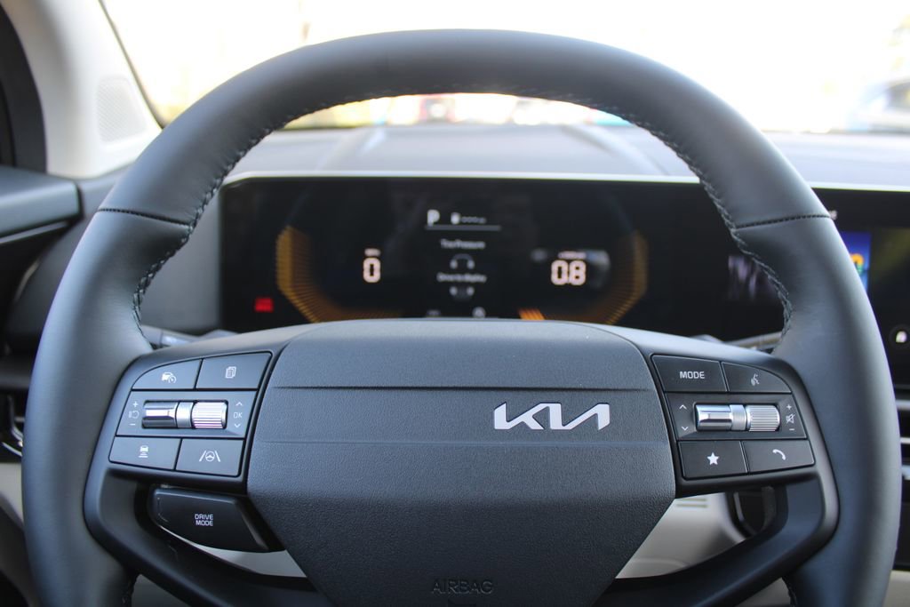 New 2026 Kia Sportage EX FWD image 26