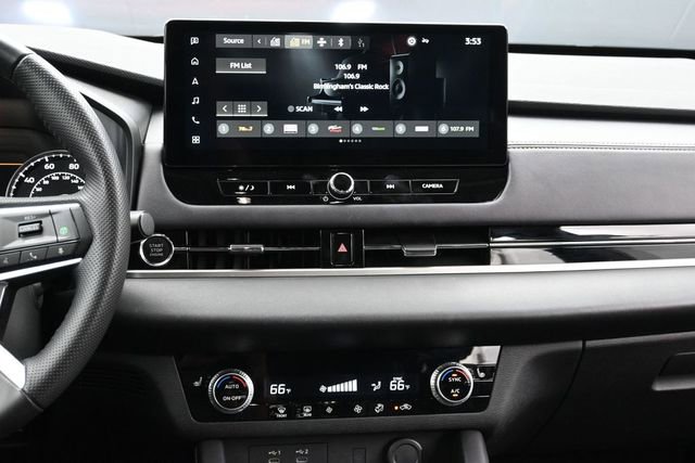 Used 2025 Mitsubishi Outlander SE FWD image 11